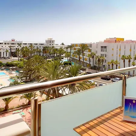 La Girafe De Dunas Solymar Апартаменты *