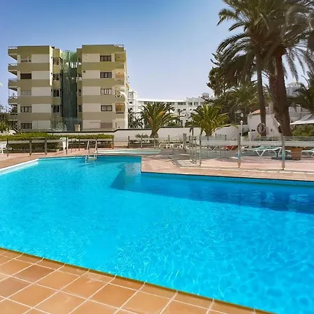 Апартаменты La Girafe De Dunas Solymar